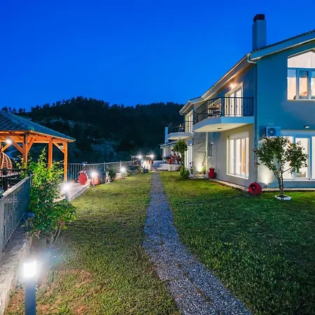 Βίλα Valia Calda