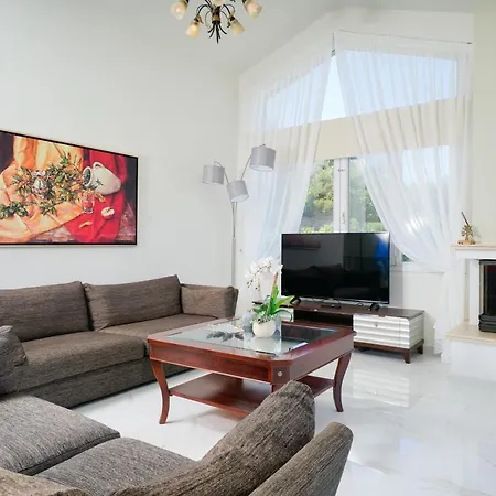 Valia Calda Λιμένας