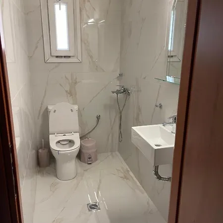 Βίλα Valia Calda