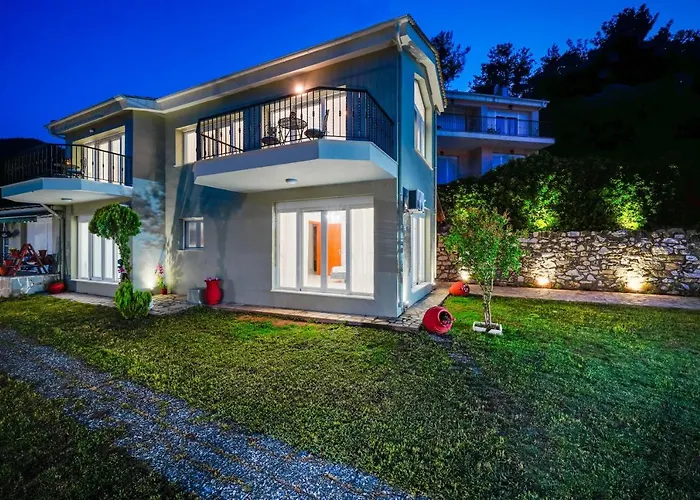 Valia Calda Villa *
